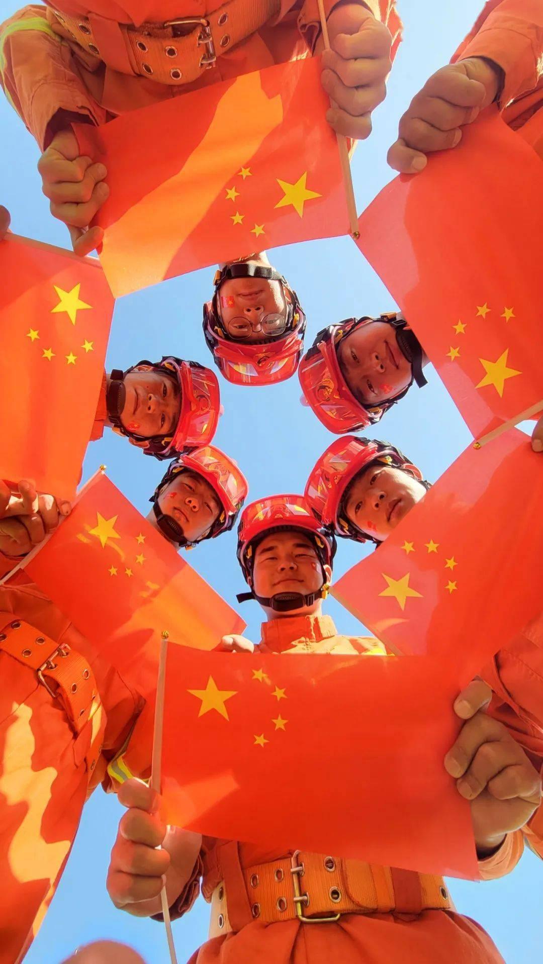 中远海能尾盘涨超4% 高盛给予买入评级
